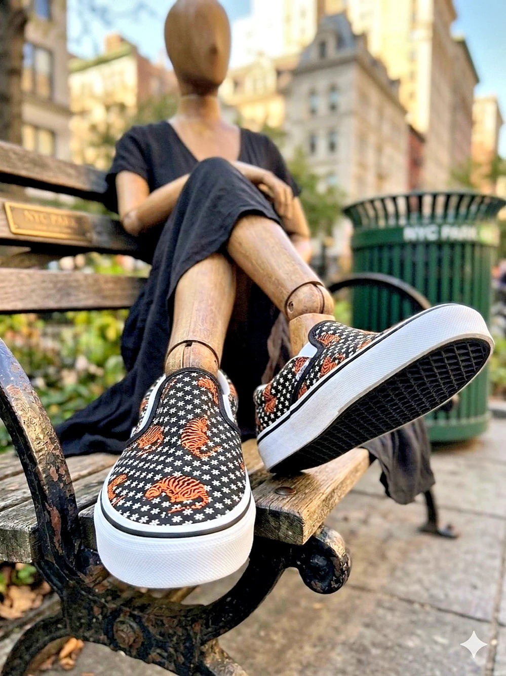 Vans Classic Slip-On Tiger Floral Sneakers Black & Orange US 4.5